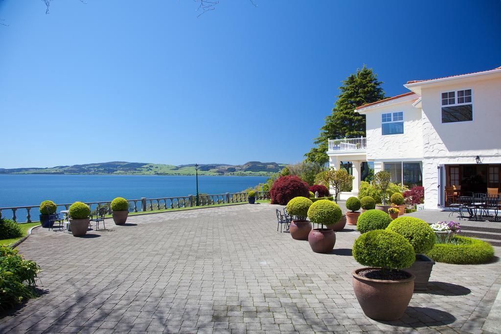 On The Point - Lake Rotorua Exterior photo